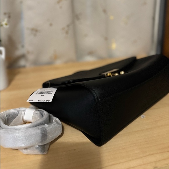 Leather Messenger Bag - Picture 5 of 6